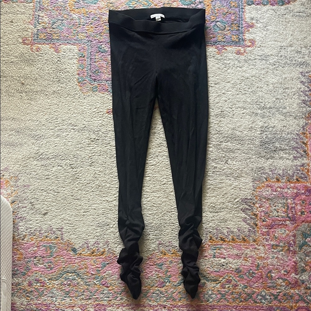 James Perse ribbed leggings with ruching  on legs, great condition size one